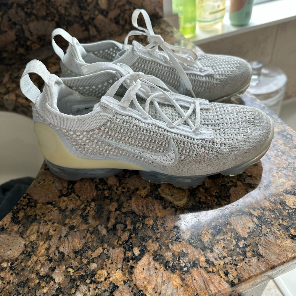 Vapormax -white/ off white